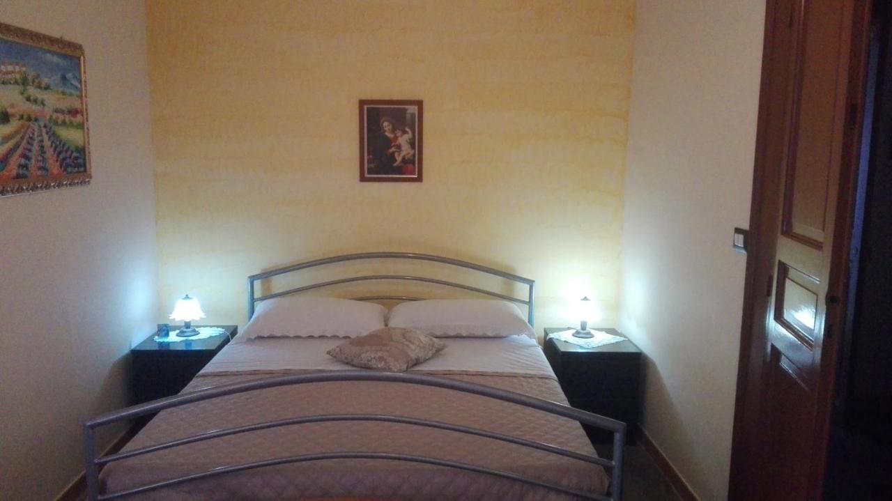 Bed and Breakfast Antico Palazzo Giardini Naxos Exteriér fotografie